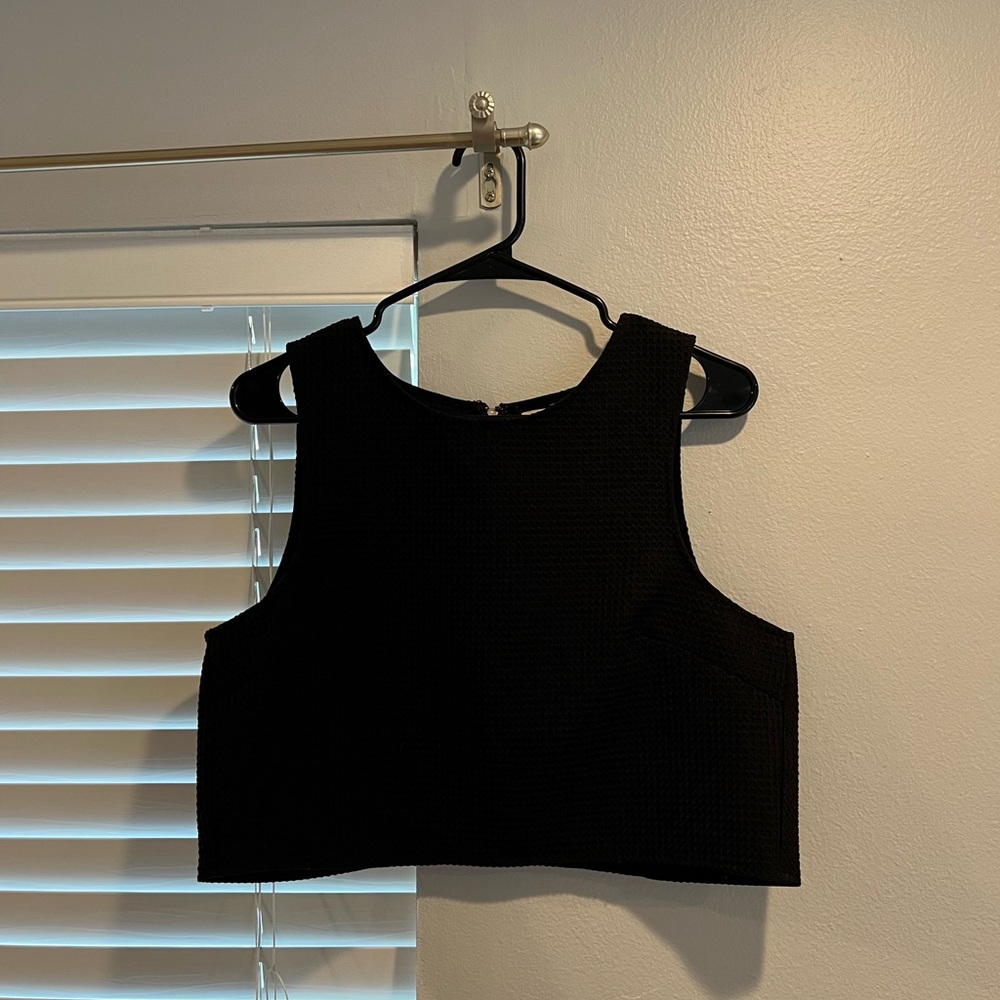 Ya los angeles crop top